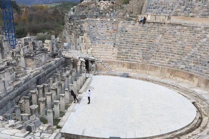 All Inclusive Private BODRUM to Ephesus, Mary's House, Lunch Tour - Turkish lunch with real cultural moments at Nakkaş Ephesus