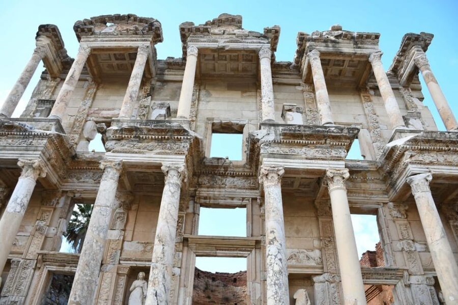 Daily Ephesus&Pamukkale Tour from Istanbul by Return Flight - Private guide, comfortable coach, and skip-the-line support