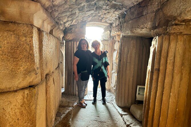 Ephesus and Virgin Mary Tour with Skip the Line, Lunch incl. - Meeting at Kuşadası Port: the part that makes or breaks cruise tours