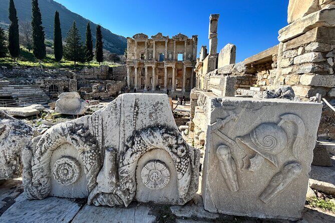 Ephesus and Virgin Mary Tour with Skip the Line, Lunch incl. - Temple of Artemis and Isa Bey Mosque: two quick free hits