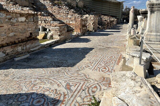Ephesus and Virgin Mary Tour with Skip the Line, Lunch incl. - Ephesus Terrace Houses: mosaics and wall paintings at a calmer pace