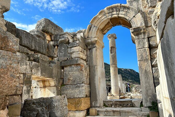 Ephesus and Virgin Mary Tour with Skip the Line, Lunch incl. - Your guide matters: what to look for and how to get the best day