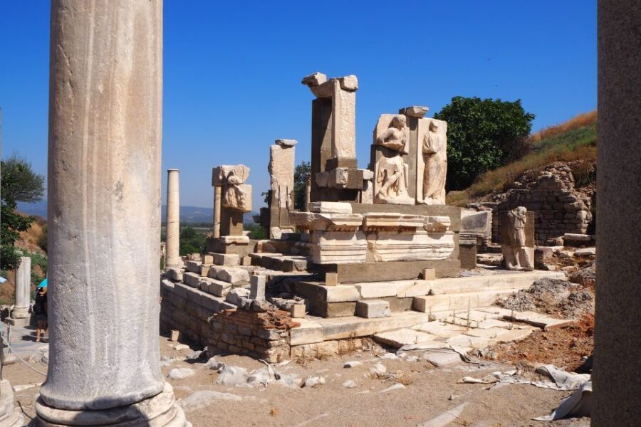 Ephesus Bible Study Tour from Kusadasi or Izmir - Seven Sleepers cave: a legend stop that connects faith and folklore