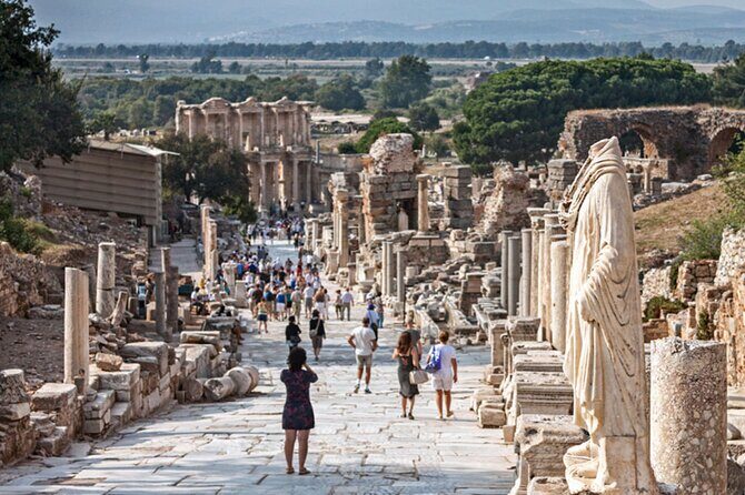Ephesus Guided Tour From Izmir With Lunch & Hotel Transfer - Ephesus Museum + Ancient City Stops: What You’ll Actually See