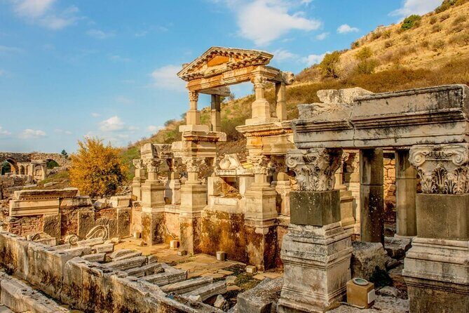 Ephesus Guided Tour From Izmir With Lunch & Hotel Transfer - Group Size and Guide Flow: What 40 People Changes