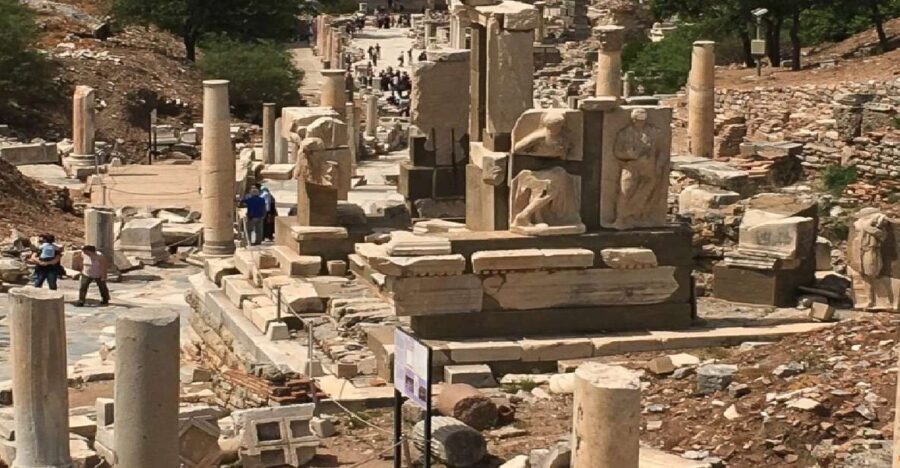 Ephesus: House of Virgin Marry & Artemis w Lunch & Ticket - Carpet cooperative and craft stops: local skill, tourist sales, and how to handle it