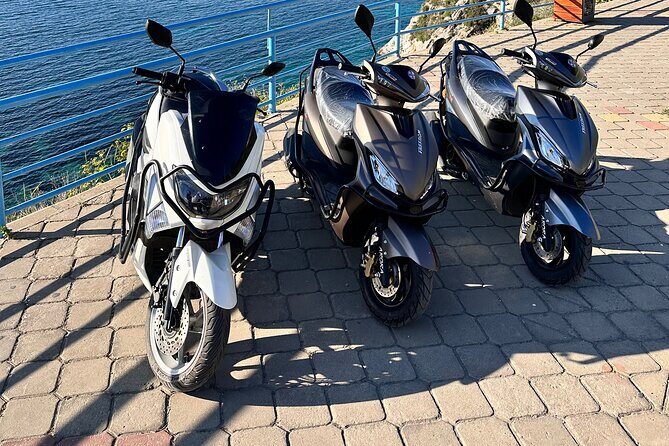 Ephesus & Kusadasi Rent a SCOOTER & MOTORCYCLE - Licenses and scooter sizes: 50 cc vs 155 cc