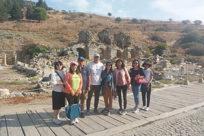 Ephesus Museum and Panoramic Ephesus Tours and Turkish bath - Rug co-op visit and lunch: cultural texture, not a hard sell