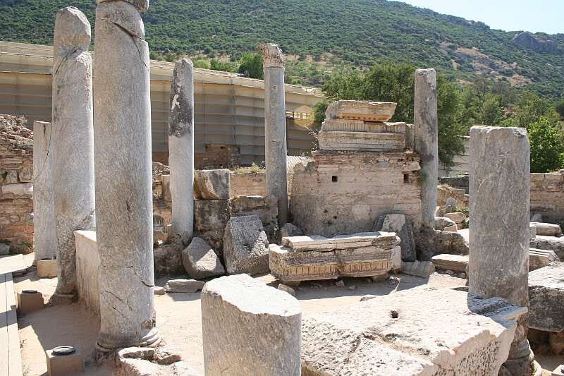 Ephesus: Small Group Tour for Cruise Passengers - Selçuk Lunch + the Carpet Workshop Stop: Worth It, With One Clear Warning