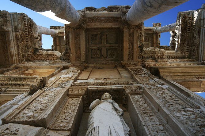 Ephesus Tour From Izmir - Temple of Artemis: panoramic views of the Seven Wonders vibe