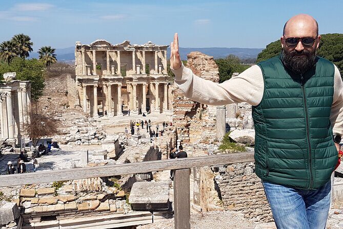 Ephesus Tour From Izmir - Shopping stops and crafts: useful culture, but it can cost you time