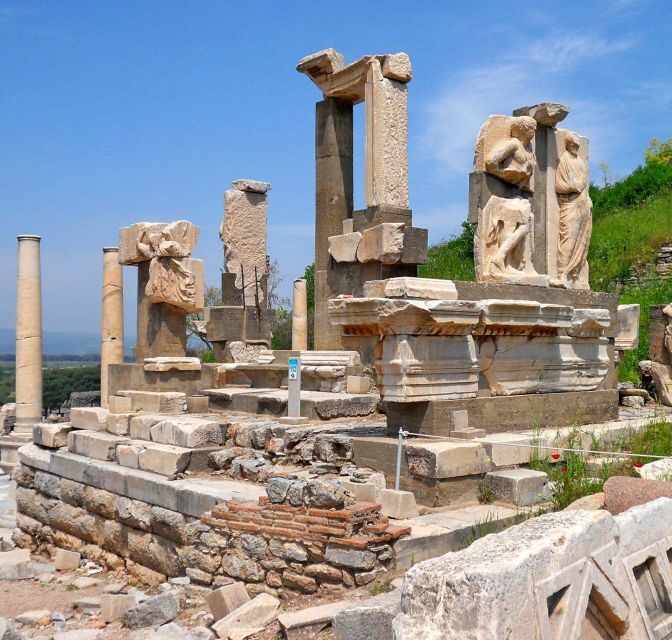 From Istanbul: 2-Day Ephesus, Pamukkale, & Hierapolis Tour - The big idea: a tight 2 days that saves planning time