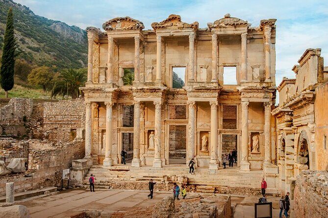 Great Ancient City Ephesus Full Day Small Group - Meryemana (Virgin Mary’s House): a compact 30 minutes with strong atmosphere