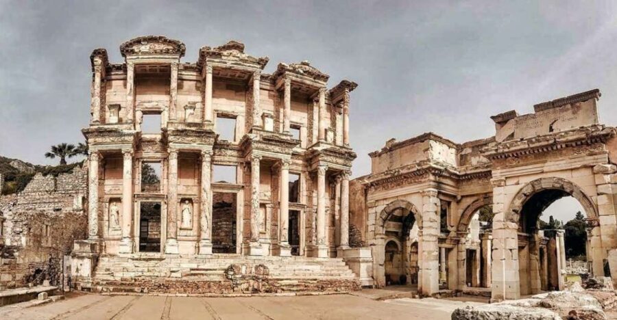 Kusadasi: Ephesus Small Group Tour - Ephesus on foot: the monuments you can actually picture