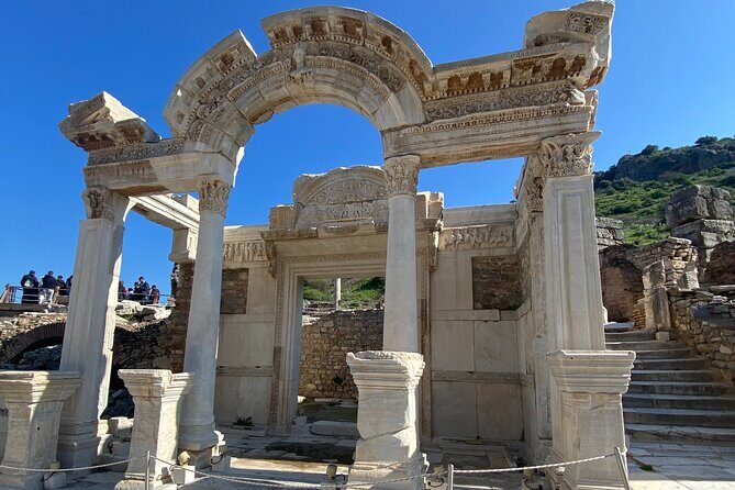 Kusadasi Port PRIVATE EPHESUS TOUR (fixed price 1 to 15 people) - Stop 2: Ancient City of Ephesus at a human pace