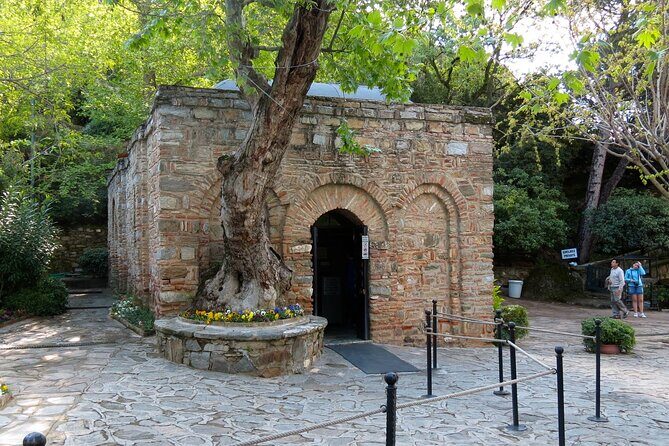 Kusadasi Port PRIVATE EPHESUS TOUR (fixed price 1 to 15 people) - Stop 5: Nomadic carpet & kilims, plus lunch time