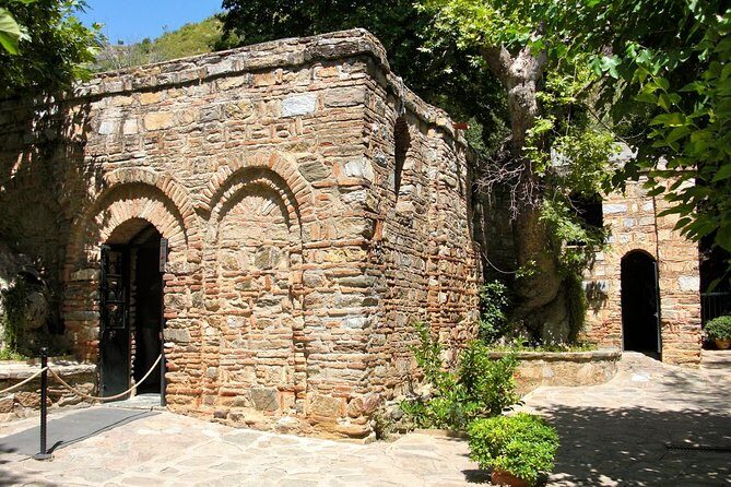 Kusadasi Shore Excursion: Private Tour to Ephesus including House of Virgin Mary and Temple of Artemis - Temple of Artemis: Seven Wonders energy, even as ruins