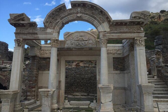 LESS Walking Tour : Private Ephesus, House of Virgin Mary, Temple - Timing That Works: Why 4–5 Hours Is the Smart Length