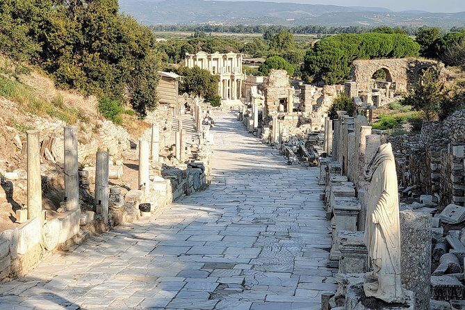 NO HIDDEN FEES : Private Ephesus – Miletus – Didyma - The Drive Between Stops: Why the Vehicle Matters