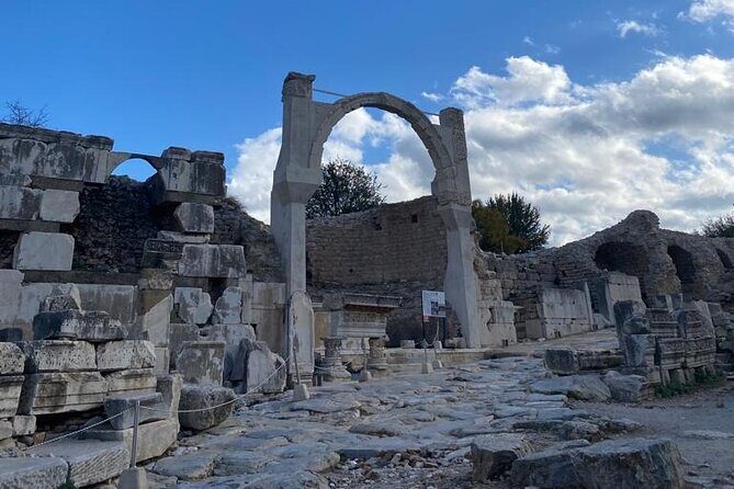 Private Ephesus and Artemis Temple Half Day Tour / On Time Return - Who should book this half-day private Ephesus and Artemis tour