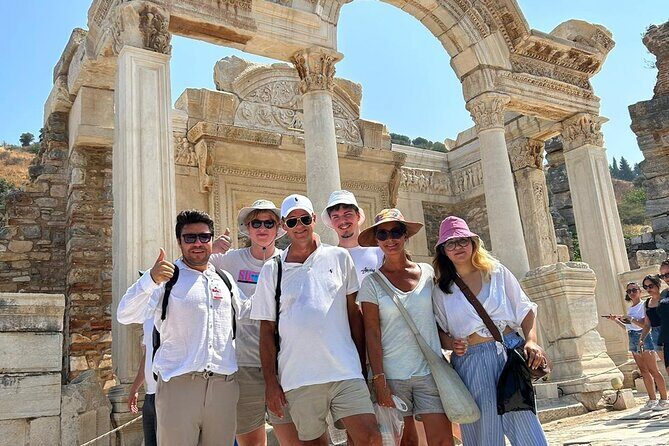 Private Ephesus Tour from Izmir Port and Hotels - Stop 1: House of the Virgin Mary for prayer and quiet reflection