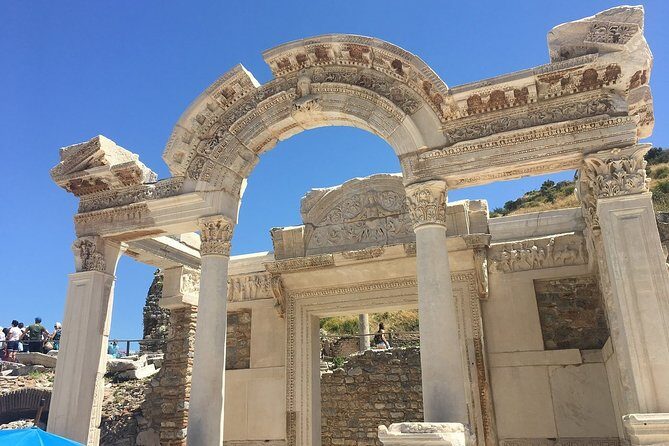 Private Tour FOR CRUISE GUESTS: Best of Ephesus Private Tour / SKIP THE LINE - Stop 4: Terrace Houses for the Close-Up Details (30 Minutes)