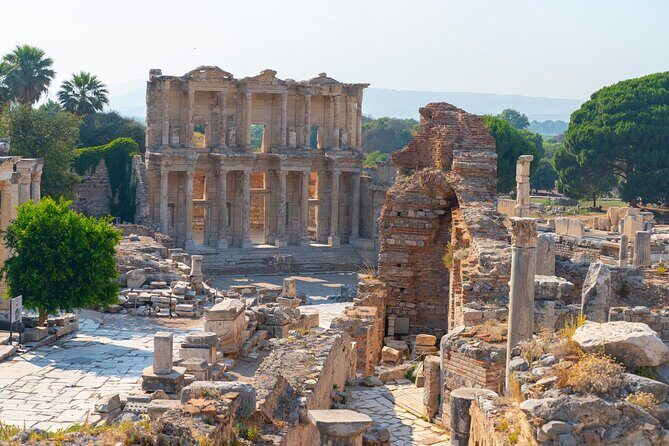 SKIP-THE-LINE: Group or Private Ephesus & Artemis Tour with LUNCH - Carpet Demonstration and Turkish Lunch at Carpet Village