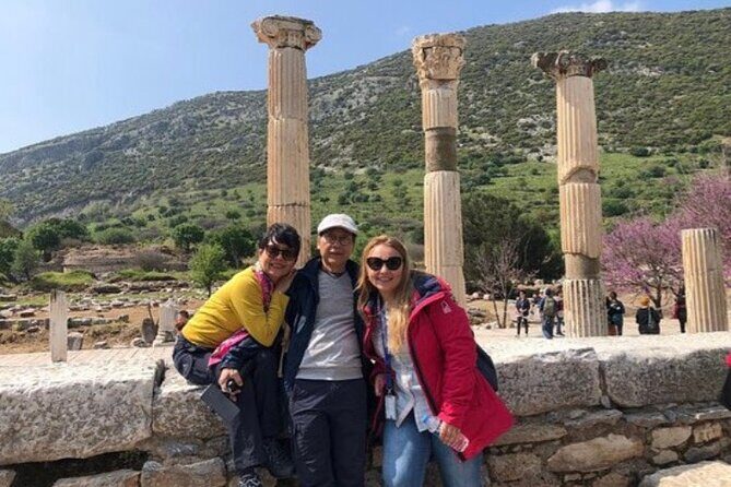 SKIP THE LINE / Highlights of Ephesus Private Tour / FOR CRUISE GUESTS ONLY - Guide quality: the difference between seeing and understanding