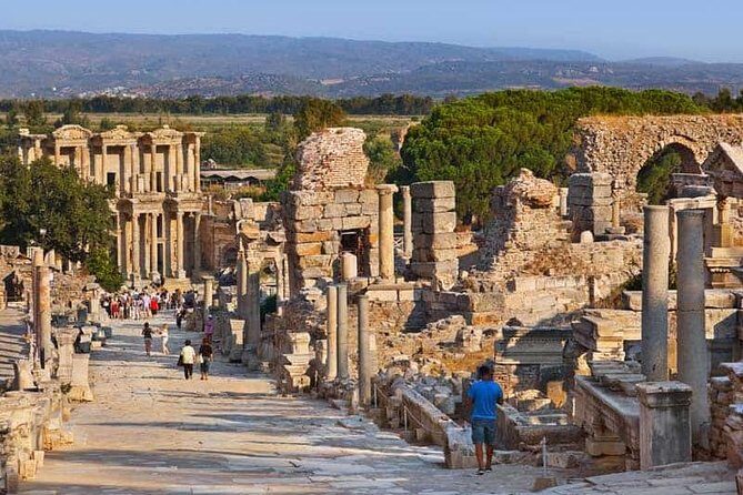 Top-Rated Ephesus and House of Virgin Mary Tour for Cruisers - Meryemana (House of the Virgin Mary): spiritual stop, practical pace