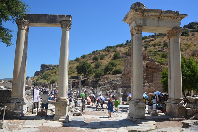 3-Hour Private Ephesus, Terrace Houses, Cruiser Only - Why the guides matter: the difference between stuck and informed