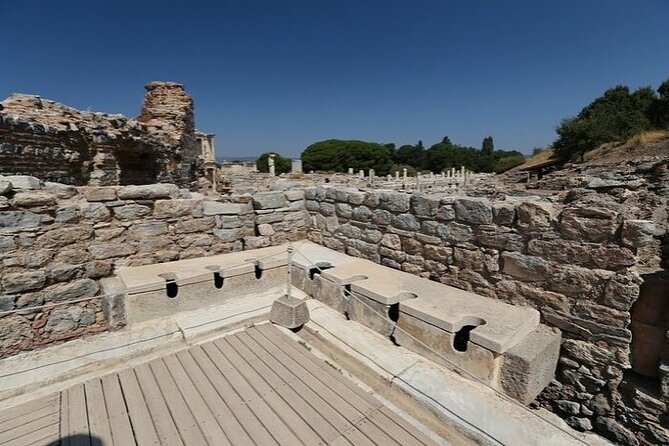 Best-Seller PRIVATE EPHESUS & SHOPPING Tour From Kusadasi Port - Library of Celsus, Hadrian Gate, Theater, and the Marble Streets